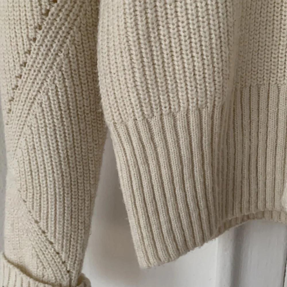 Sweater - Picture 3 of 6